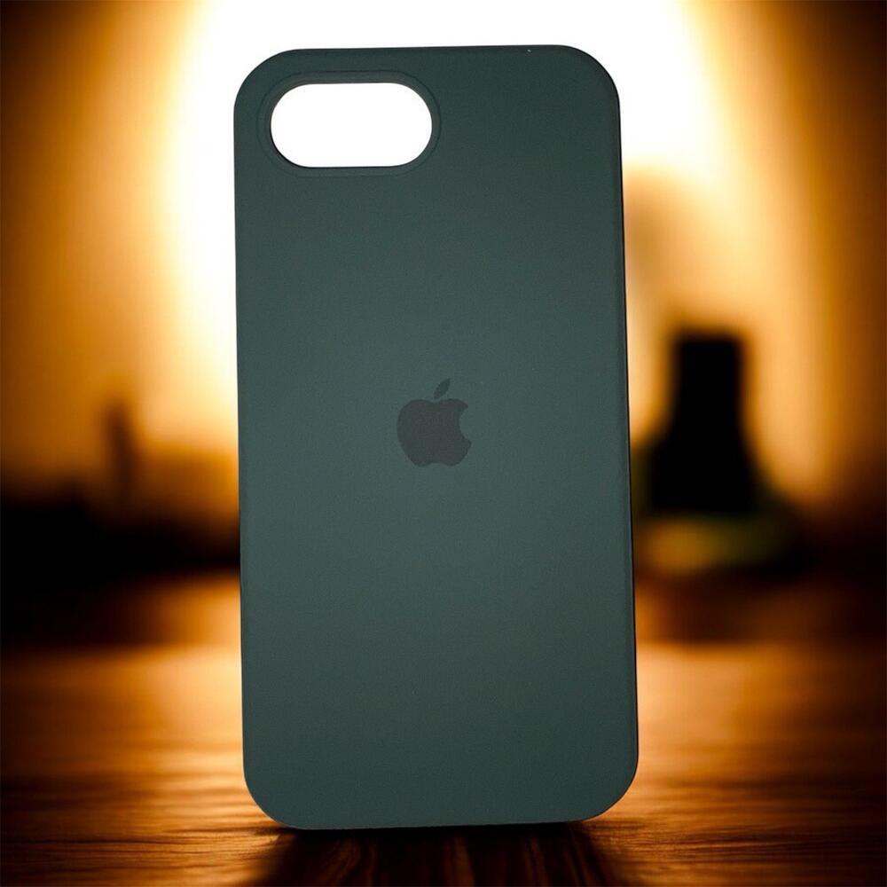 Силіконовий чохол Protective для Apple iPhone 16е Ciprus Green